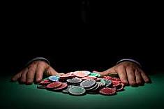 Poker sposobem na sielankowe życie